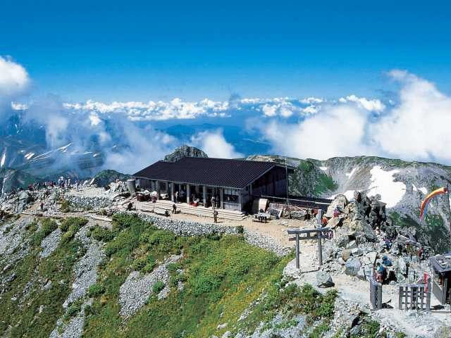 【立山黒部アルペンルート×夏の絶景】雄山山頂