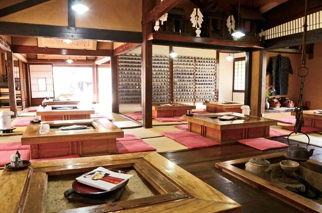 【大内宿ランチ】三澤屋のご主人が生み出したねぎ1本でいただく名物そば「大内宿 三澤屋」