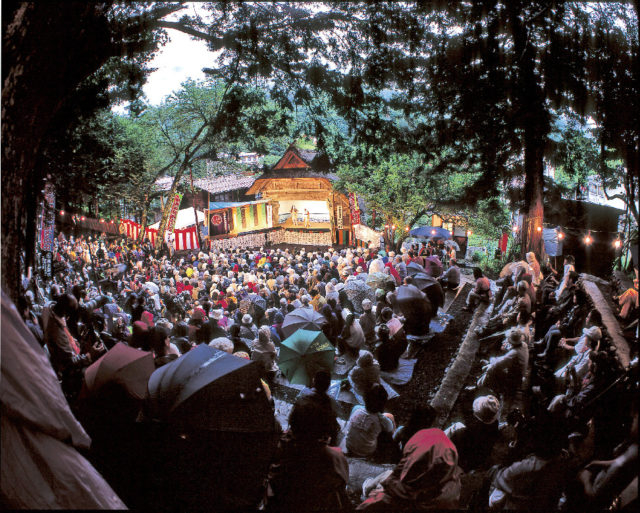 檜枝岐歌舞伎を観る