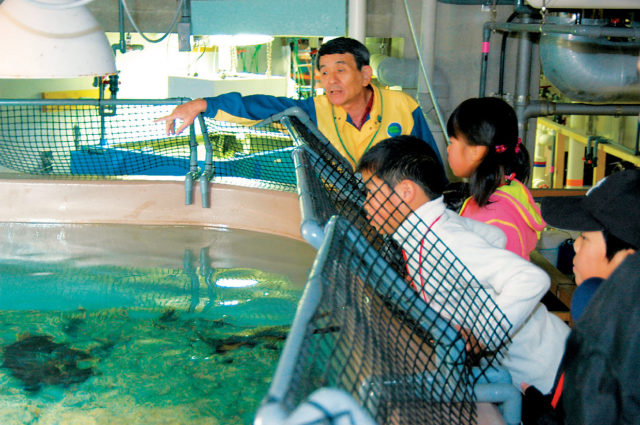 バックヤードツアー