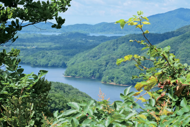 【磐梯高原絶景ドライブ×磐梯吾妻レークライン】三湖の眺めを一度に楽しめる「三湖パラダイス」