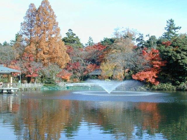 ②高岡古城公園