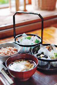 じねんや 軽井沢バイパス店