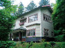 【中軽井沢のおすすめスポット】旧近衛文麿別荘(市村記念館)