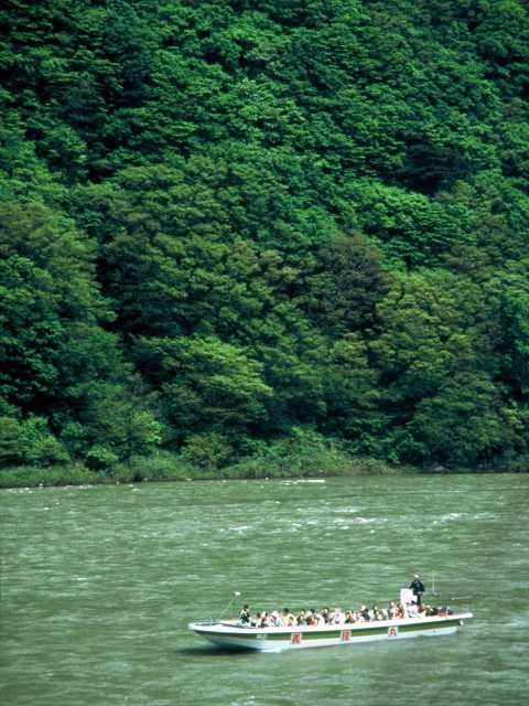 【最上川舟下り 縁結び祈願するなら】最上川舟下り義経ロマン観光