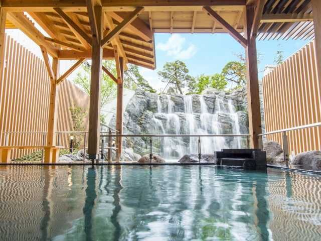 旬の食材を多彩なメニューで「美味求真の宿 天童ホテル」