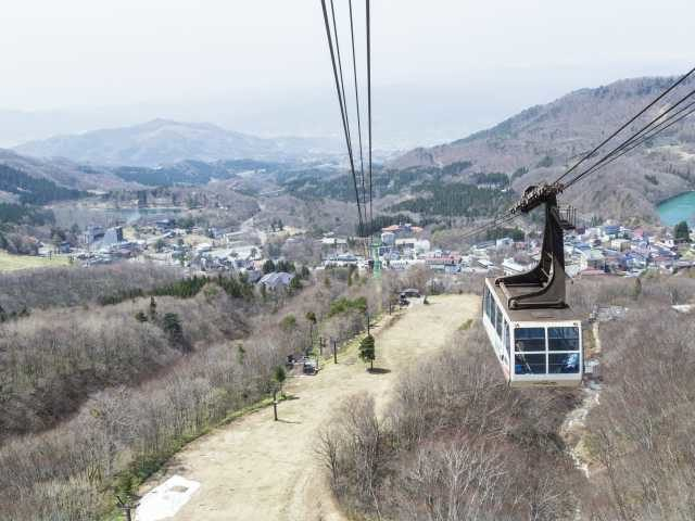 ①鳥兜山展望台