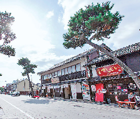 【島根・松江&出雲観光×1泊2日プラン】1日目 AM11:30 神門通りでグルメ&ショッピング