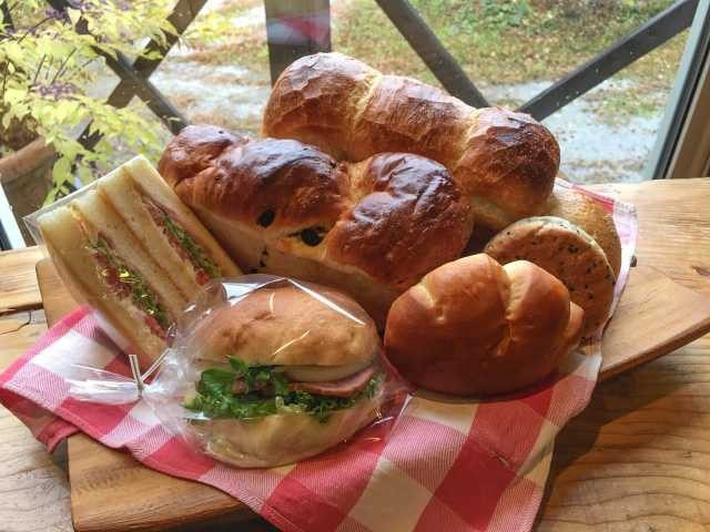 パン工房ささき亭