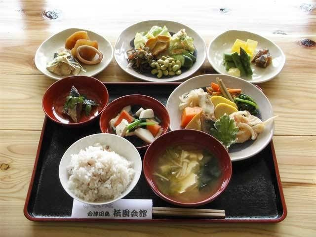 【福島・会津鉄道 お座トロ展望列車×立ち寄りスポット】800年の伝統の祭りを再現「会津田島祇園会館」