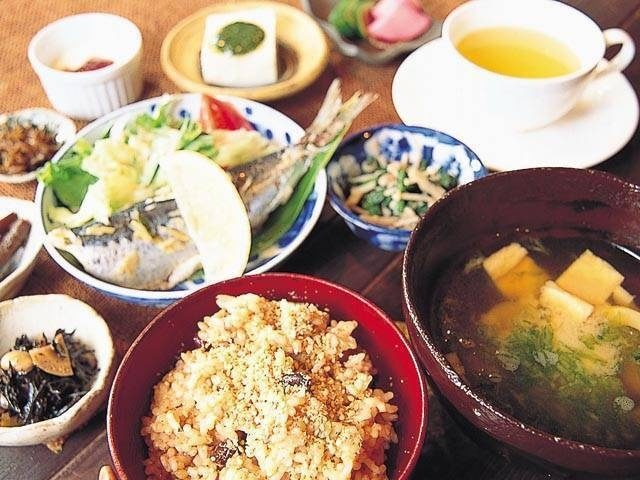 カフェギャラリー風と木