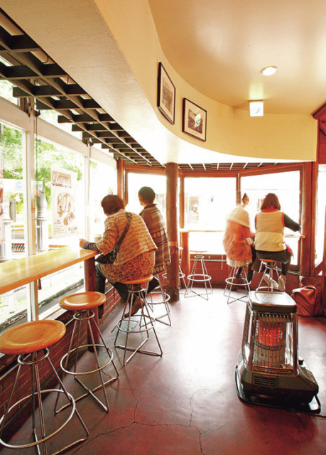 【軽井沢お土産×焼きたてパン】ブランジェ浅野屋 軽井沢旧道本店