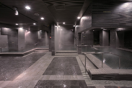 モノリスタワー