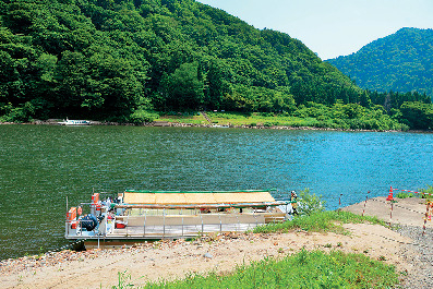 【最上川舟下り×義経ロマン観光】START & GOAL 高屋乗船所