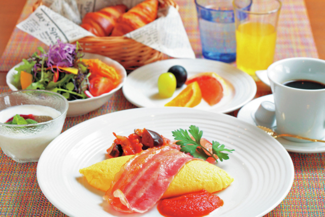 カジュアルな朝食を気軽に楽しむ「キッチン&カフェ PASTIS」