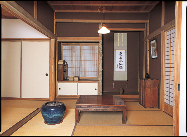 【信濃追分×観光】軽井沢を愛した堀辰雄の文学に触れる「堀辰雄文学記念館」