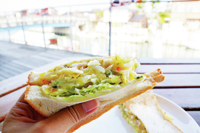 【新湊内川×グルメ】川の駅新湊 2階カフェ