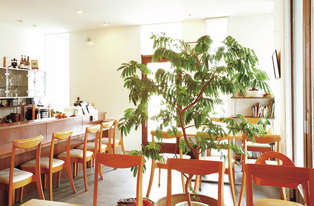 【軽井沢駅周辺のカフェ×スイーツカフェ】Café Conversa