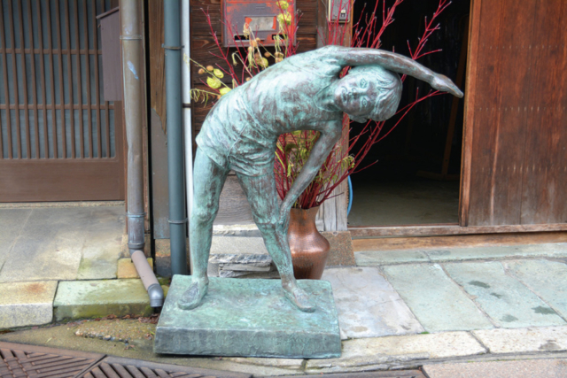 ④千本格子の家並み 金屋町