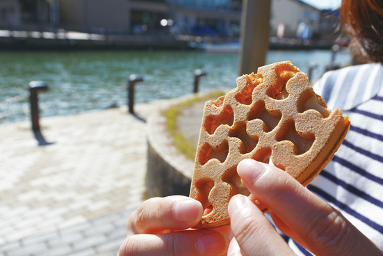 【新湊内川×スイーツ】魚間菓子舗