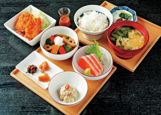【旧軽井沢のランチスポット】釜炊きご飯が思わず進むたっぷり信州食材の和食「レストラン 酢重正之」