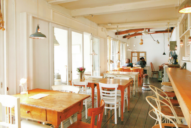 【旧軽井沢のランチスポット】オシャレな一軒家で味わう本場シェフの絶品カレー「Sajilo Cafe forest」