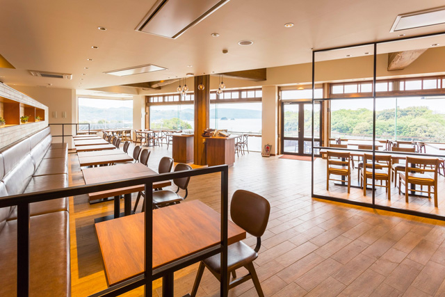 【小豆島のおすすめランチスポット】オリーブ畑を眺めながら瀬戸内の味を満喫「井上誠耕園 レストラン 忠左衛門」