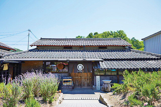 【小豆島のおすすめランチスポット】島で唯一の酒蔵が営むおしゃれなカフェ&バー「フォレスト酒蔵MORIKUNIギャラリー」