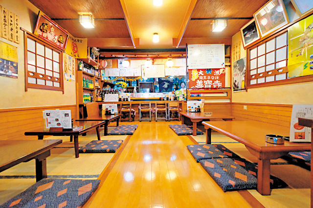 【佐渡の島ごはん】常連客が集う居酒屋で海の幸に舌つづみ「しらつゆ」