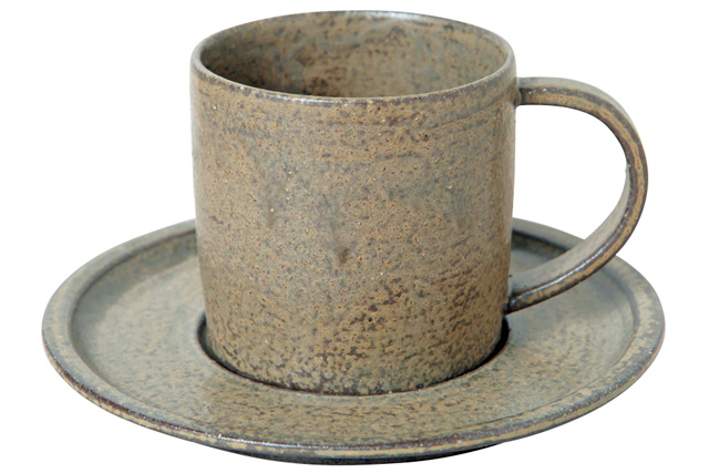 【沼垂テラス商店街×陶器】新潟の原料を使った日常使いできる器のお店「青人窯」