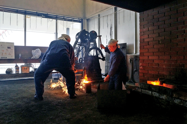 【奥出雲町エリア】奥出雲たたらと刀剣館