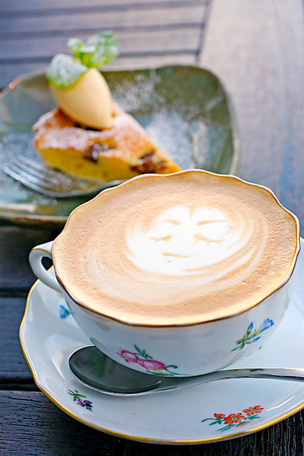 【観音寺&三豊×グルメ】café de flots