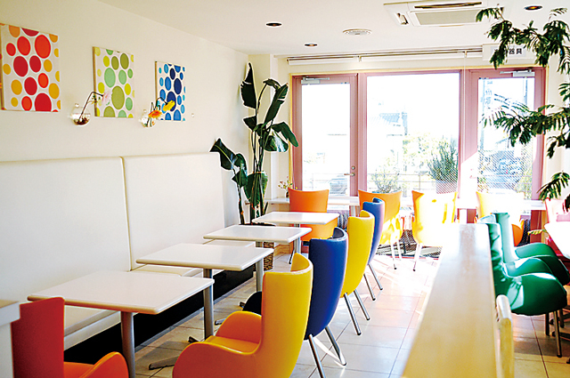 【松江・京店商店街×カフェ】完熟の果物の味わいを生かした旬のスイーツ「パティスリー・キュイール」