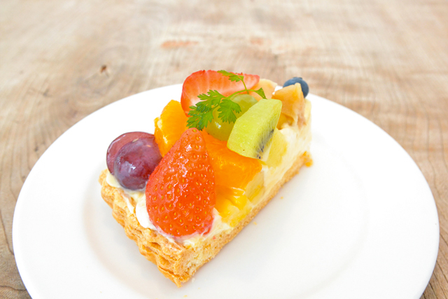 【山形×フルーツスイーツ】フルーツショップ青森屋