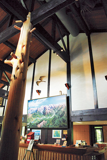 【上高地×河童橋〜明神橋コース】上高地の自然を知る「上高地ビジターセンター」