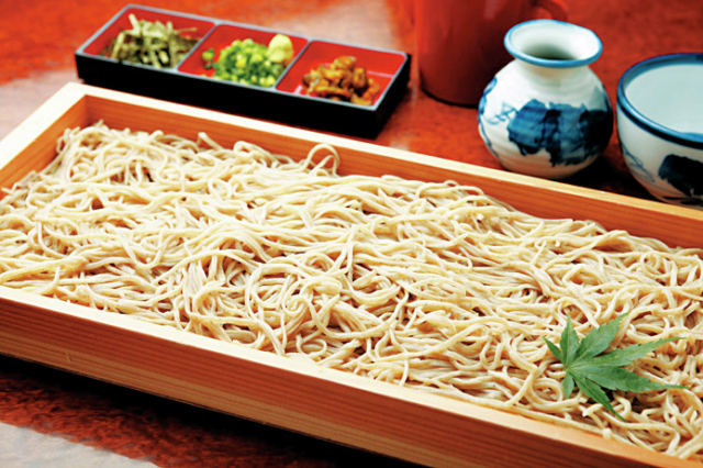 【山形・山寺観光×立ち寄りスポット】名物はのど越しのいい二八そば「手打ちそば 美登屋」