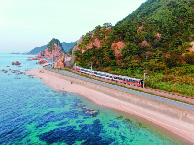 【旅ネタ!】新潟・庄内の食と景観を楽しむ 海辺を走る絶景列車