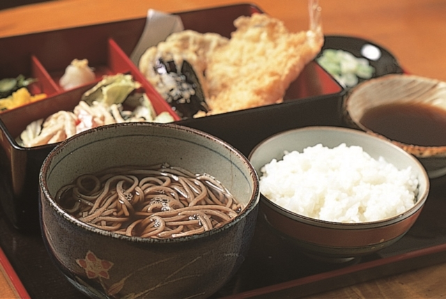 <佐渡のグルメスポット>磯の家