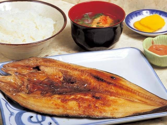 【ウトロ漁港の鮮魚を味わうならココ】ウトロ漁協婦人部食堂