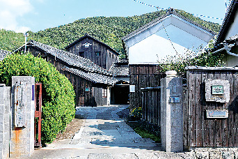 【醤の郷をご案内】ヤマサン醤油