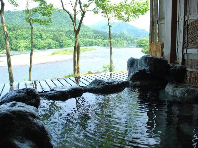 【麒麟山温泉】雪つばきの宿 古澤屋