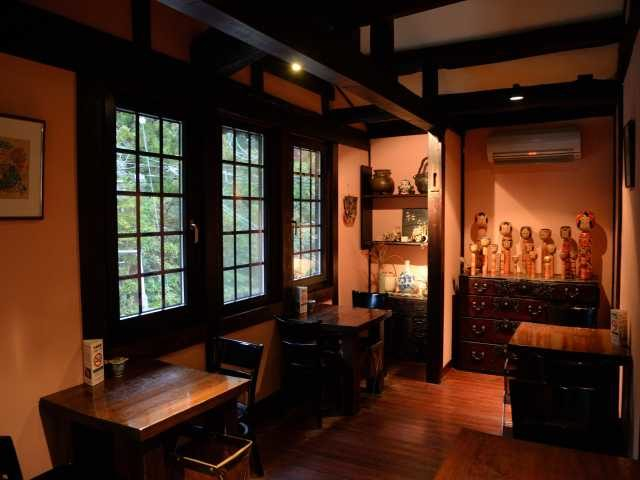 自家製の甘味に頬がほころぶ「社彩庵」