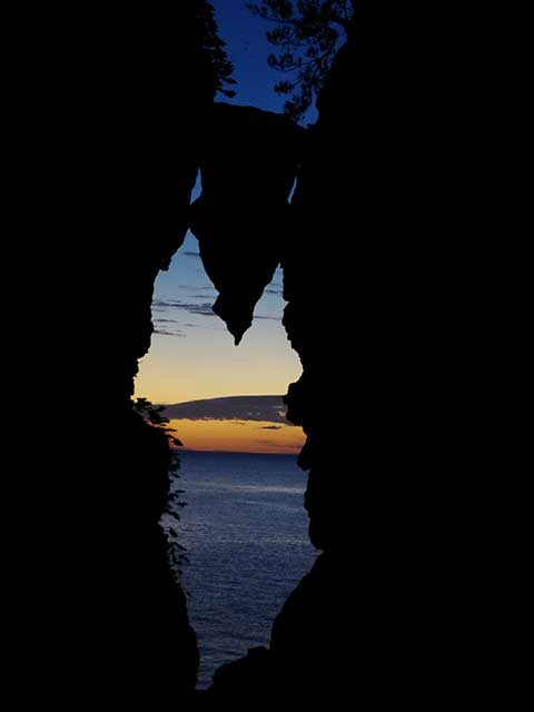 弁慶のはさみ岩