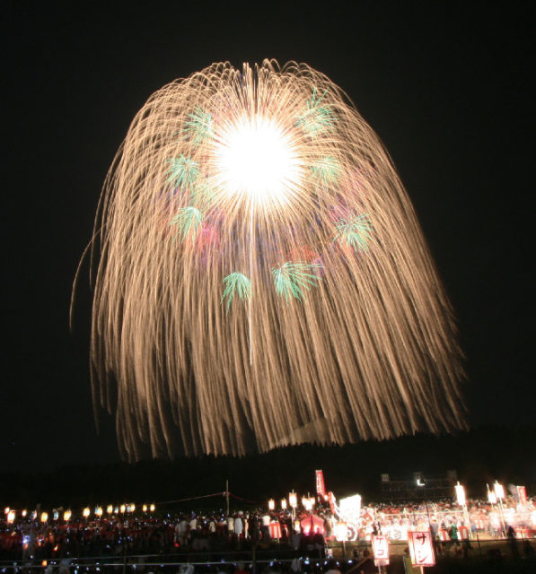 片貝まつり浅原神社秋季例大祭奉納大煙火