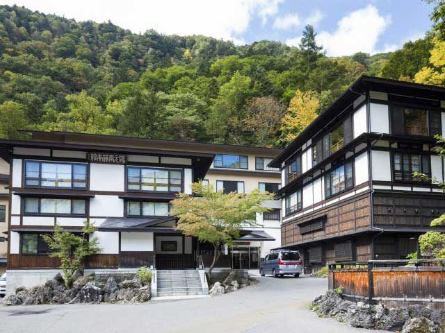 白骨きっての老舗旅館「湯元齋藤旅館」