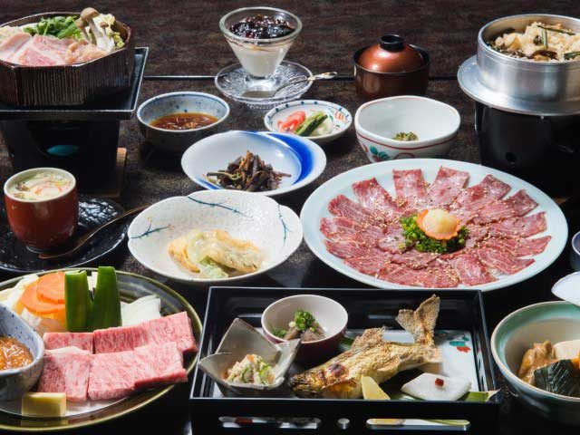 【奥飛騨温泉郷×平湯温泉】食べ応え満点の料理が自慢「山のよろこびお宿 栄太郎」