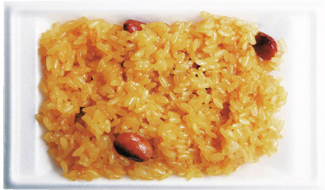 【新潟B級グルメ】香りがよくもちもちの醤油味のおこわ「角田屋」<新潟タウン>