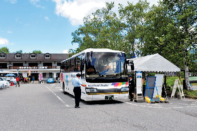 松本方面から畳平へ