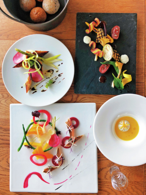 ちょっと離れても訪れたい! レトロ&おしゃれな空間で本格的な創作料理を味わう「Bague」