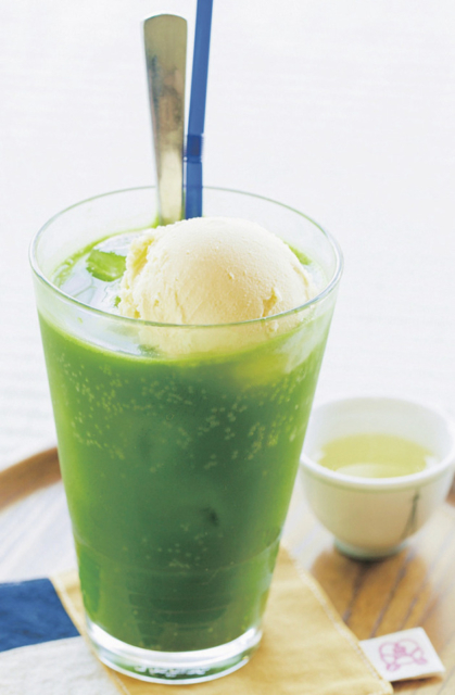 【松江×お抹茶&スイーツ】松江城天守を望むくつろぎの茶房「喫茶きはる」